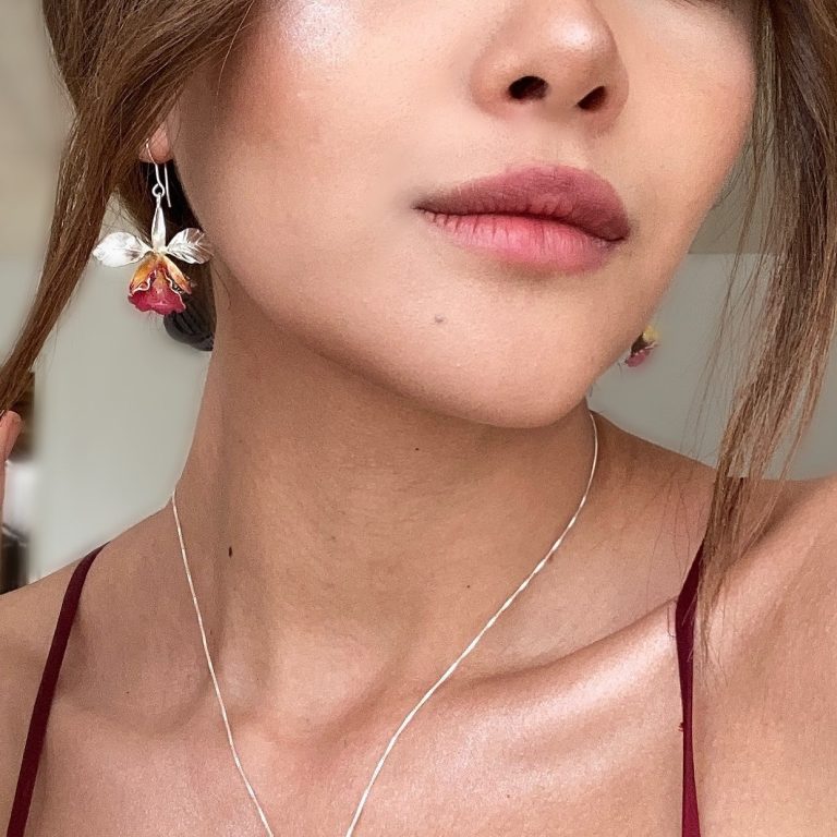 Aretes orquidea grande, joyeria en plata, pendientes elaborados con plata ecologica eden joyas