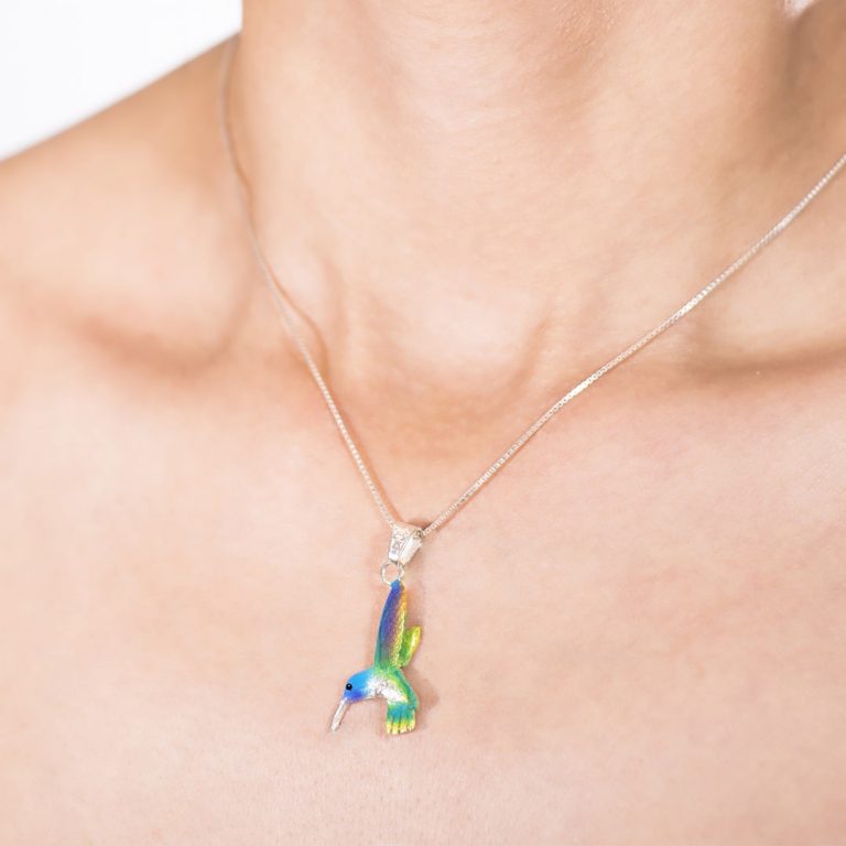 Collar colibri, cadena en plata, joyas elaboradas con plata ecologica eden joyas