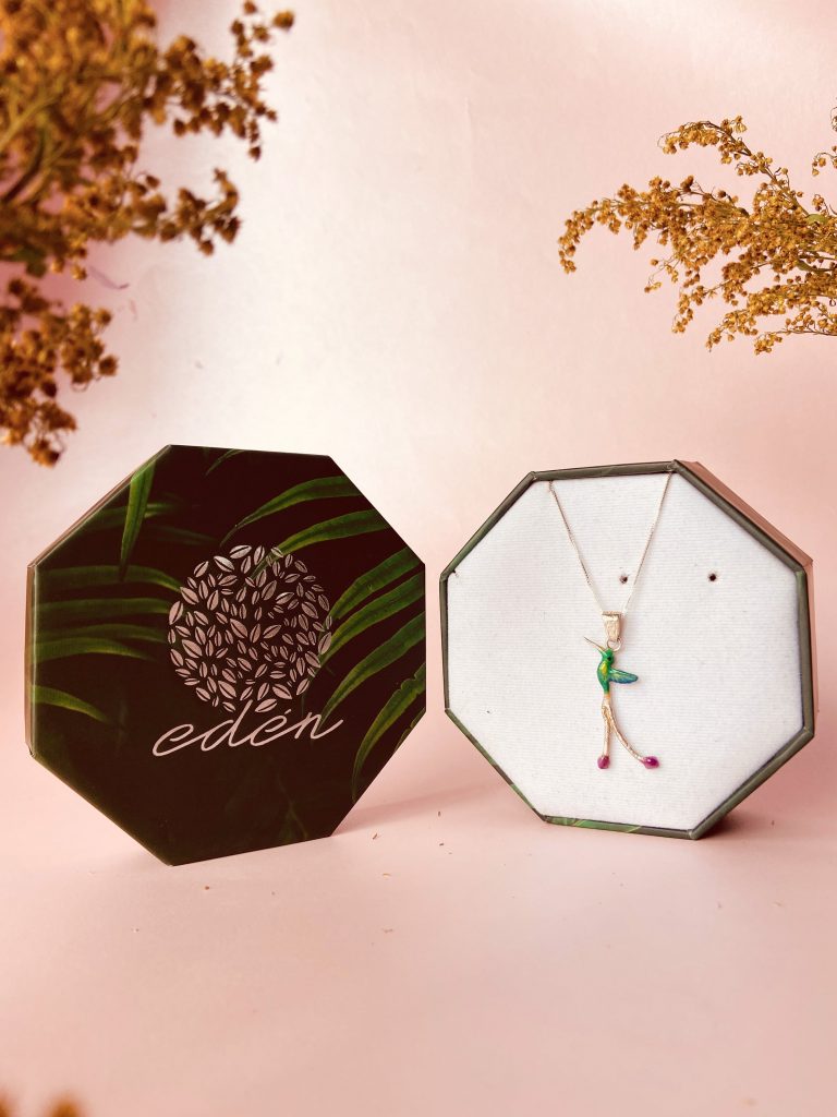 Collar colibri bailarin, empaque de regalo, joyeria en plata ecologica pintada a mano, eden joyas