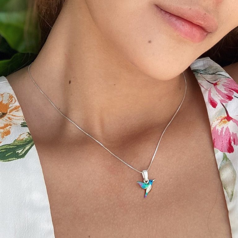 Modelo collar colibri, cadena en plata, joyas elaboradas con plata ecologica eden joyas
